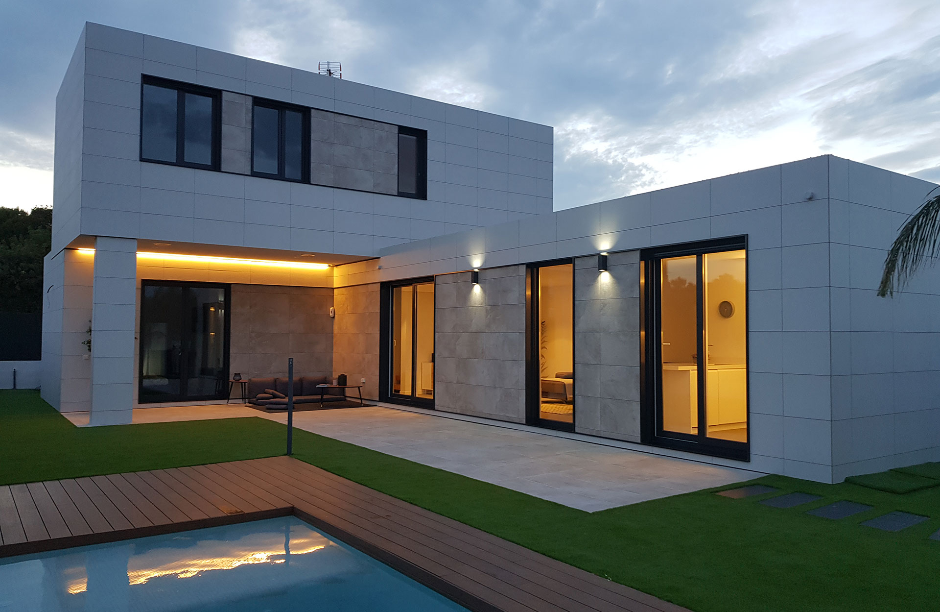 Customized modular home in Spain