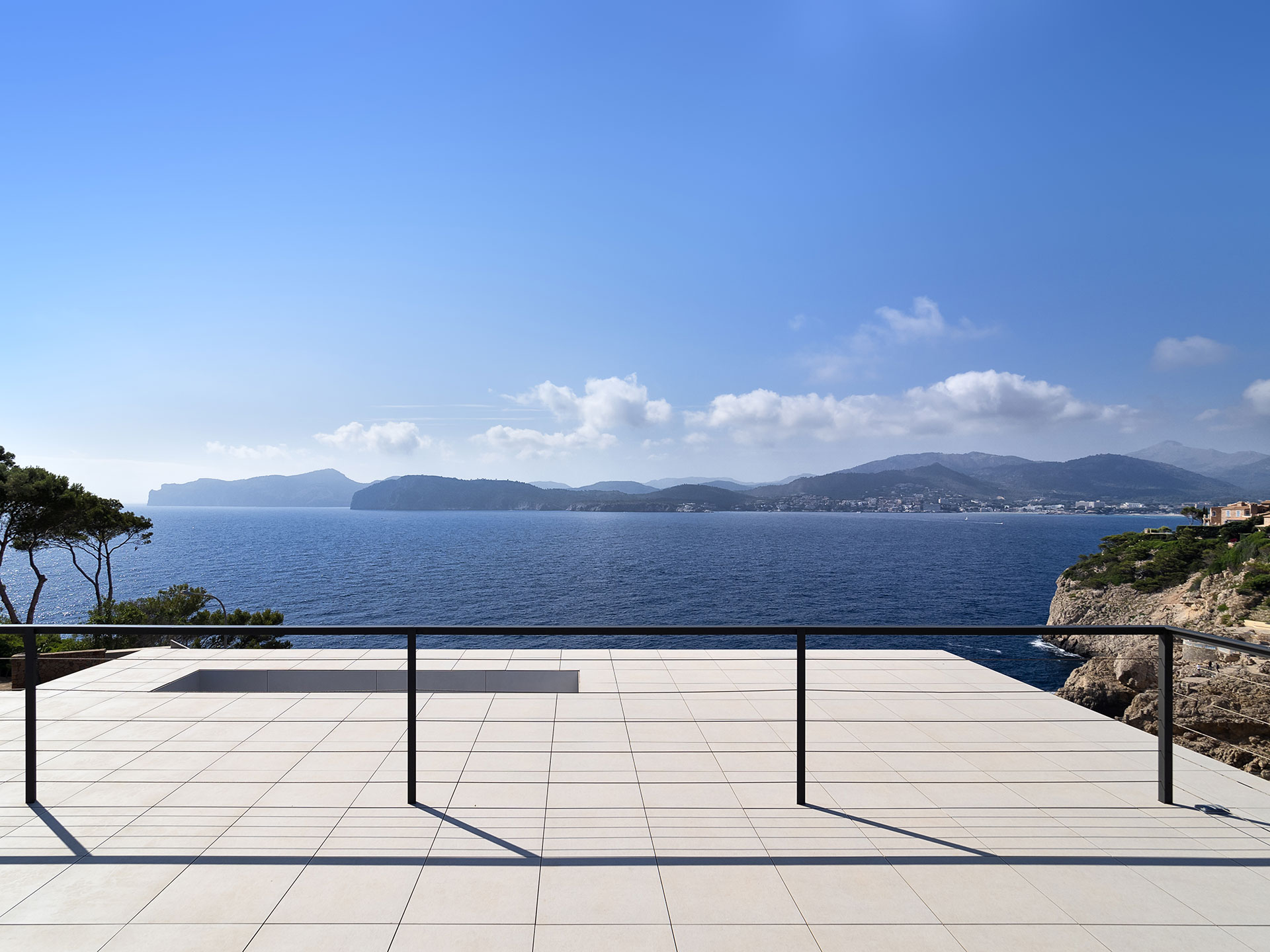 Modular villa Mallorca. Views.