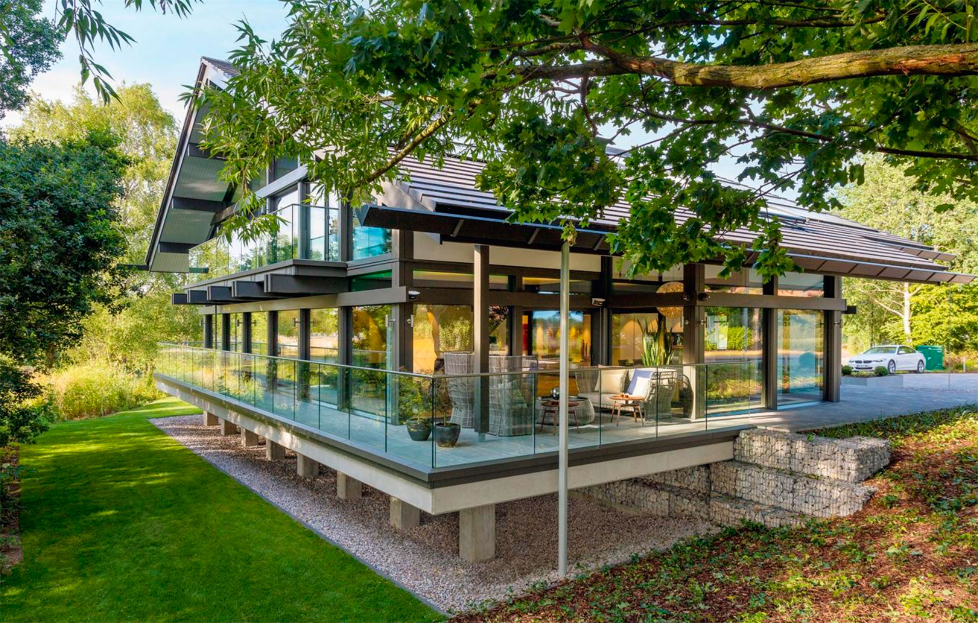 Antonio Banderas' base home model in Surrey