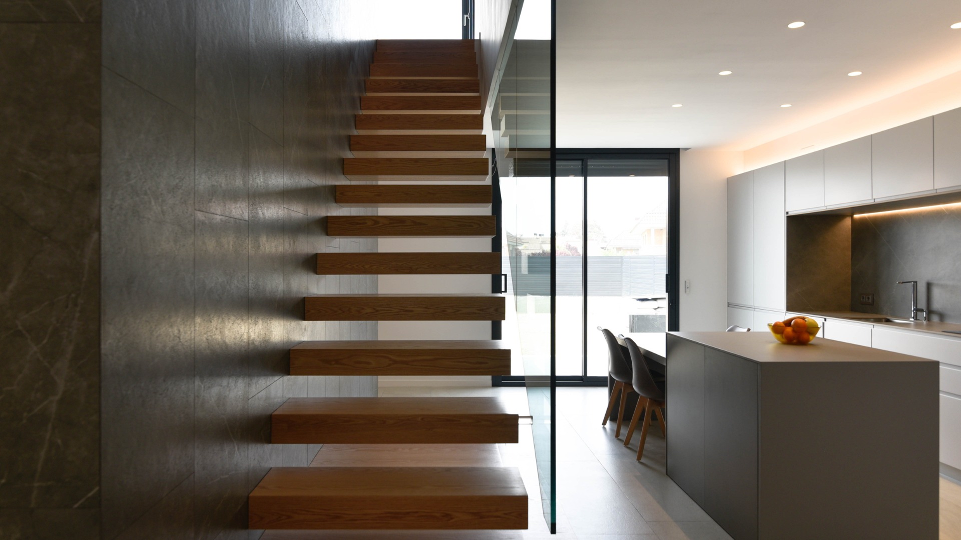 Escaliers et cuisine Maison préfabriquée inHAUS