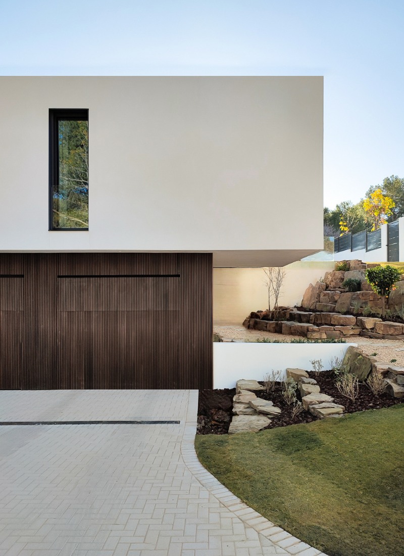 Garage modulaire das une maison préfabriquée Porto-Vechio