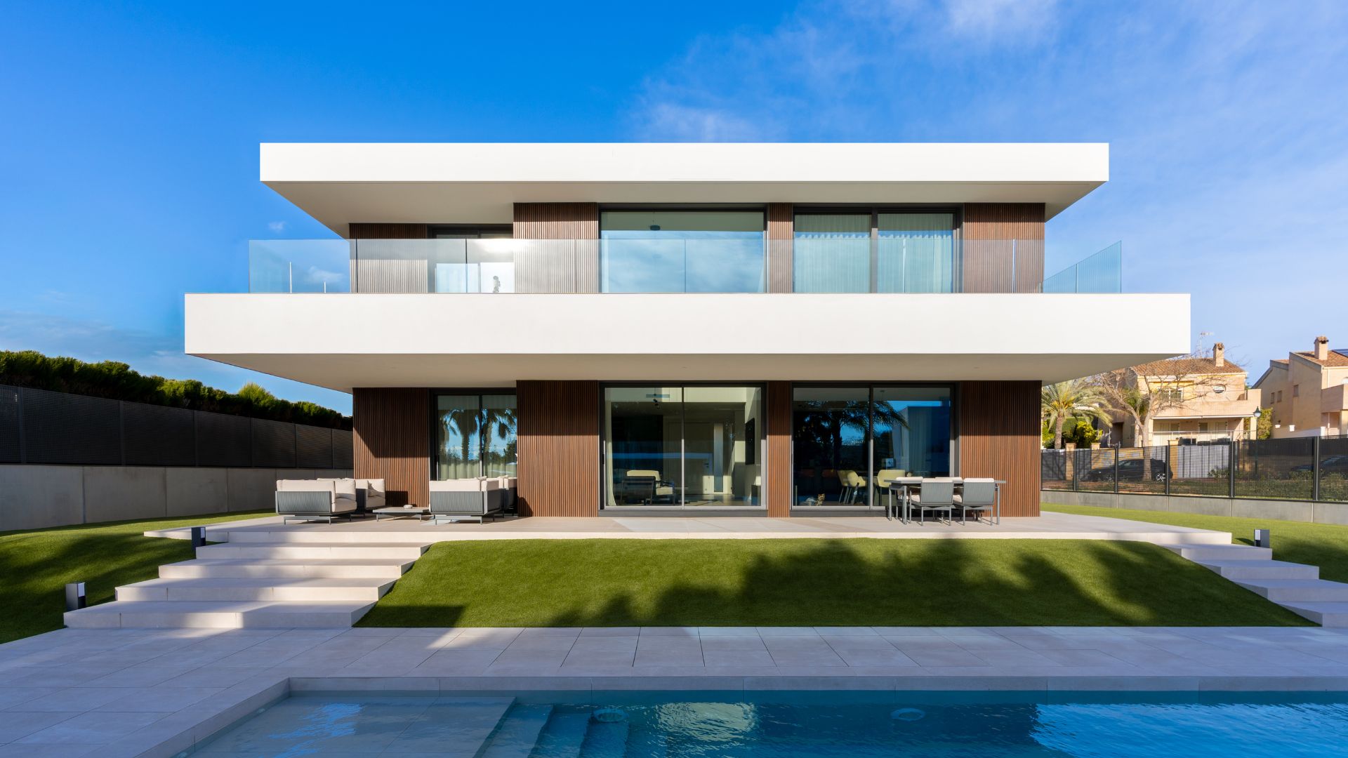 Maison de luxe avec porte-à-faux