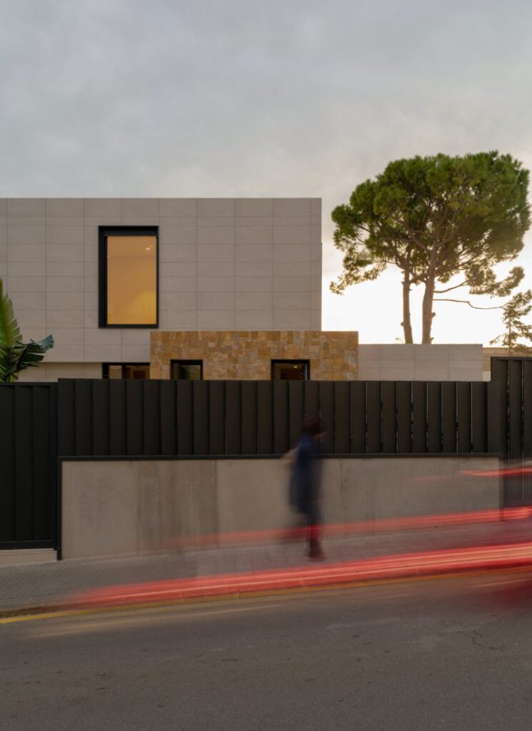 Cloture exterieure de la maison industrialiseé