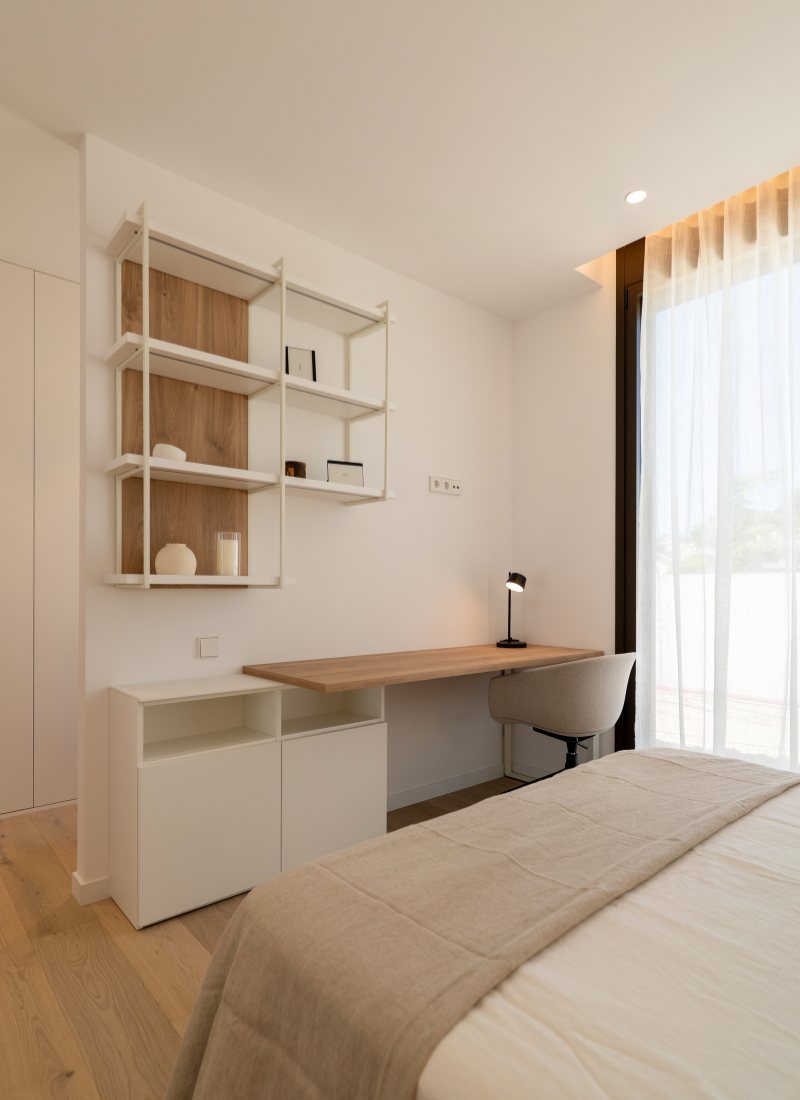 Espace bureau dans une chambre