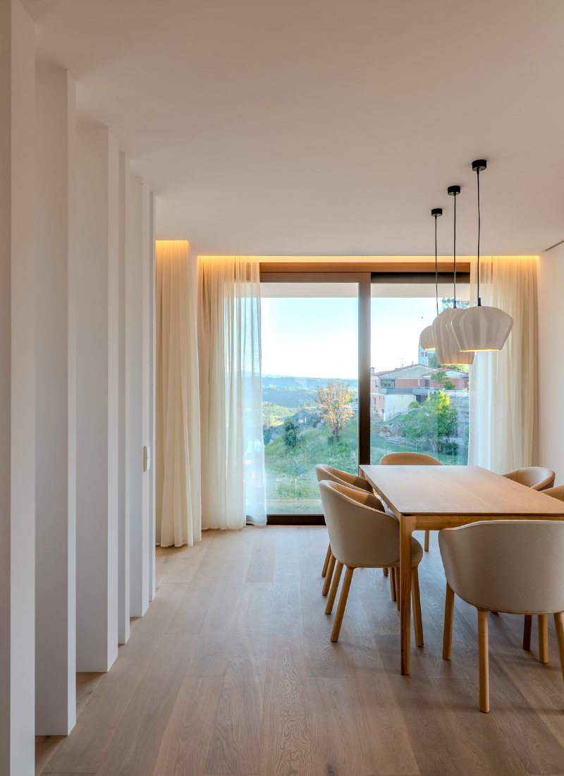 Salle à manger ouverte sur l’extérieur